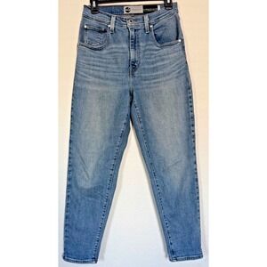 Levi's Silver Tab‎ Mom Jean Women 27  High Waisted Light Blue Wash Whispering
